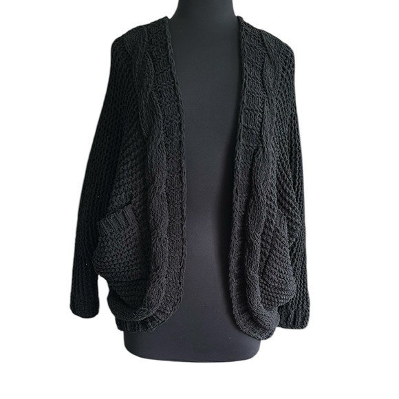 Pink Lily Black Cable-Knit Cardigan Sweater with pockets size small - Picture 1 of 9
